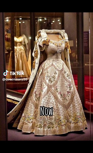 Queen Elizabeth Coronation Dress: A Royal Fashion Retrospective