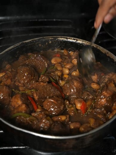 Stew Pork Recipe (Jerk flavored) Contact Nikki's Kitchen @8765023070 for small gathering drop off catering #porkrecipe #porkshoulder #comfortfood #cookwithme #jamaicantiktok🇯🇲viral