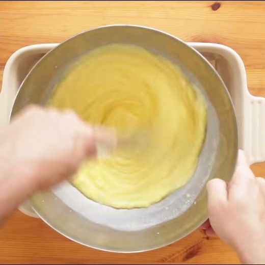 No-Bake Chocolate Eclair Dessert