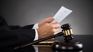 Autoridad competente para declarar beneficiarios del trabajador