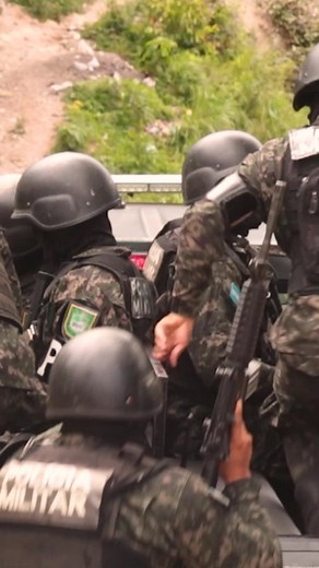 Continuamos con el compromiso de brindar seguridad a la población hondureña a través de retenes, saturaciones, patrullajes y puntos de control, entre otros. #PMOP #parati #Honduras