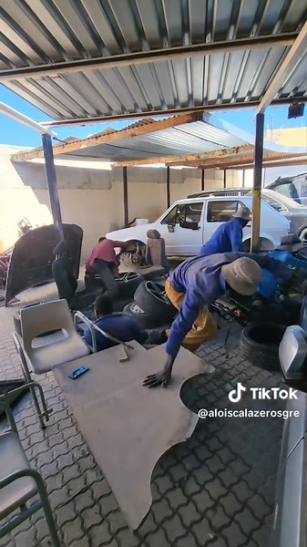 A Day in the Workshop: Mechanic Humor and Insights