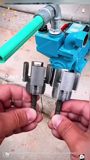 New type of pipe threading tool for both internal and external threading, suitable for both inner and outer holes. #Plumber #Pipe Threading #Pipe Threading Wonder Tool