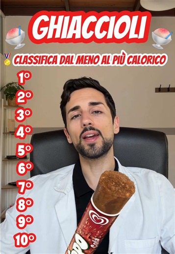 🍧GHIACCIOLI: LA MIA CLASSIFICA In questo video trovi la classifica fatta sulle calorie per 1 porzione: 🥇 ghiaccioli senza zuccheri → 2 kcal 🥈 ghiaccioli con stevia → 29 kcal 🥉 Pirulo → 33 kcal 4️⃣ Polaretti → 35 kcal 5️⃣ pesca e mango da congelare → 50 kcal 6️⃣ ghiaccioli con frutta fresca → 51 kcal 7️⃣ La Bomba → 71 kcal 8️⃣ Calippo Cola → 87 kcal 9️⃣ Lippelì → 98 kcal 🔟 Long John arancia e limone → 110 kcal 👑 Guarda il video fino alla fine per scoprire quale vince la classifica. ⚠️ Nota 