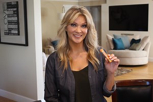 Watch Zipfizz Healthy Energy Drink Mix on Amazon Live