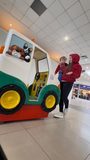 10K views · 168 reactions | Christmas shopping at an empty mall  #shopping #dayinthelife | Todays Toddler | Facebook