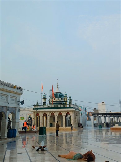 Darbar Baba Fareed Qawali: Pakpattan Sufi Song (Watch Now)