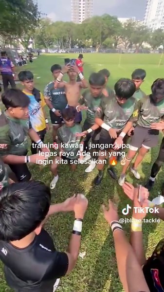 training gezz #xybca #rugbyboys #rugbytackle