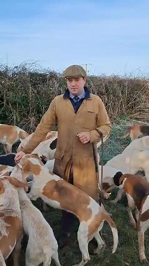 The countdown is on! ⏳ The Bedale Point to Point is just around the corner, and we’re excited to have Ross Crawford MFH and his hounds in the parade ring before the first race. 🐶 Get ready for a thrilling day of racing, food, and fun. Don’t miss out! Get your tickets now: https://www.bedaleraces.co.uk/#BedalePointToPoint #Racing #Anticipation #Yorkshire | Bedale Point To Point Races