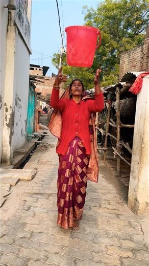 Introducing the "VitaWear SmartBand," a next-generation wearable gadget🎉 that