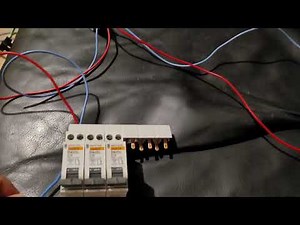 Test de 3 disjoncteurs Déclic C10 2 Pôles 10A Multi 9 Merlin Gerin référence 20725 - Partie 01