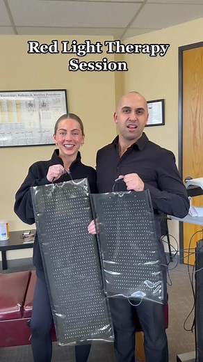 Red Light Therapy Benefits and Vibration Plate Exercise Session