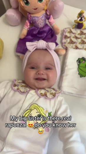 Luella's New Rapunzel Doll from Disneyland | Big Sister Fun