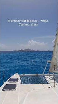 "And ahead, the pass... Yehpa. It's straight ahead!" Sailing in the Grenadines...🤩🤩🤩