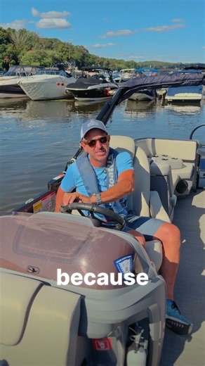 How To Make Backing Out of a Dock Slip Easier: Bridge Marina Boating Tip #shorts