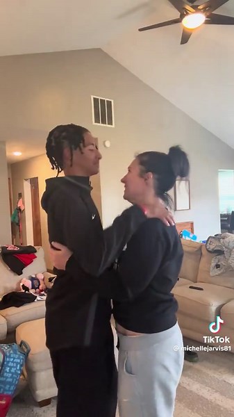 The “Last Time I Hold You” Moment That’s Leaving the Internet in Tears