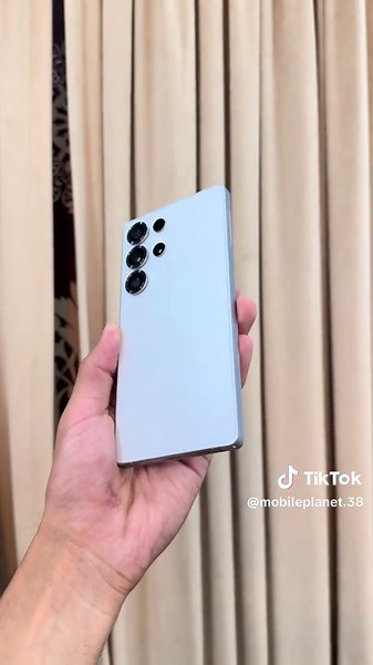 Samsung Galaxy S25 Ultra 📱 en Lahore - Solo 250k