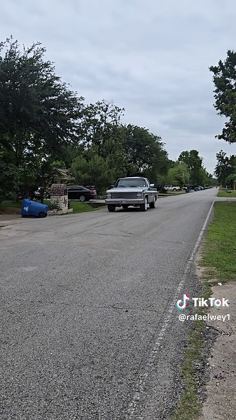 Chevy C10 1983: Iconic Truck Spotlight