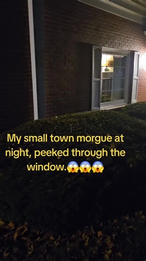 Peek through the window of the morgue in my town. Red Oak Iowa #fallout67ghoul #xboxseriesx #fallout76 #fallout76video