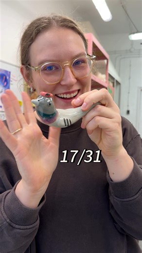 Marti & Olek •trzask ceramics• pottery studio in Warsaw on Instagram: "17/31 robiliście kiedyś gwizdek? Proszę o tipy! 🕊️ Tutorial @marsel.bottega #peachtober25whistle #peachtober"