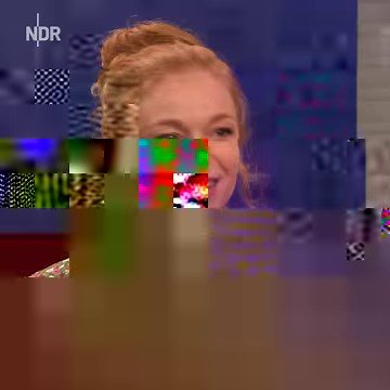 Marleen Lohse hat bei uns liebevoll über ihren "Nord bei Nordwest"-Charakter Jule Christiansen gesprochen: ndr.de/dasx26678.html | DAS! im NDR Fernsehen