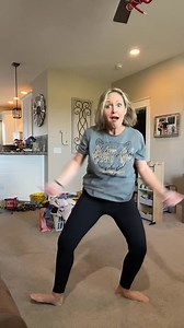 316K views · 3.1K reactions | Giving our elf a performance to tell Santa about. I dare you ‍♀️ | Hiphop Dancer | Facebook