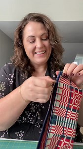 If you have NEVER seen a bag before - this is for YOU!#sewingforbeginners #learntosew #sewabag #sewingdiy #easysewing #sewingtutorial | She Sews Seams
