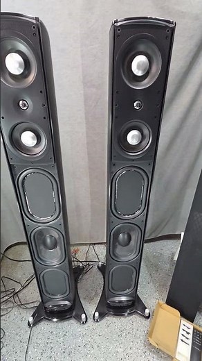Definitive Technology Mythos ST-L SuperTower Flagship Speaker Pair