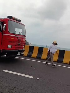 738K views · 1K reactions |  Major Fire Averted on Mumbai Expressway...