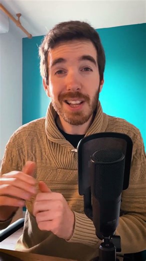 Easy progressive zoom on Filmora! 🚀✨