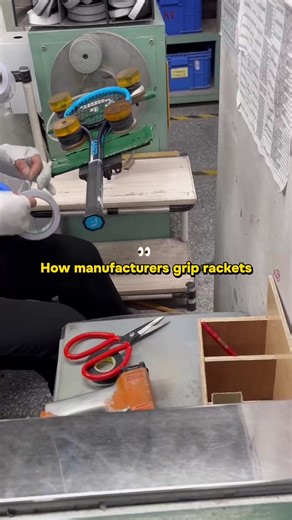 Quick look at how manufactures grip tennis rackets and that’s our Functional Tennis been gripped #tennis