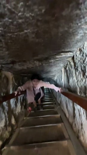“Inside Egypt’s Red Pyramid… You Won’t Believe This! 😳🔺”#RedPyramid