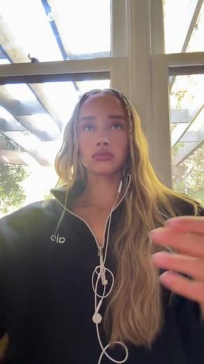 Styling the Alo Quarter Zip for Every Occasion