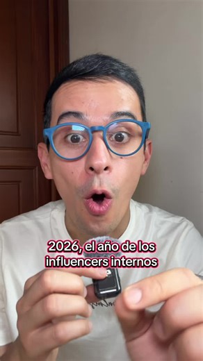 En 2026, el employee advocacy se convierte en el nuevo poder del marketing. Las marcas más visionarias amplificarán su cultura desde adentro y convertirán a sus empleados en una red de influencia viva. #employeeadvocacy #marketing #mercadeo #brandingtips #influencers