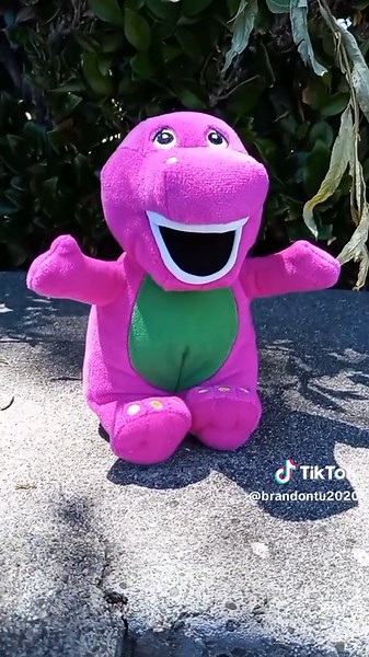 See you later, Barney, and you take care of yourself. #barneywink #barneyandfriends