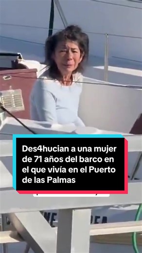🐎 ⛵️ Margarita, una mujer de 71 años que llevaba años viviendo en su velero “Claudine” en el muelle deportivo de Las Palmas de Gran Canaria, fue des4lojada este martes. Las imágenes del operativo portuario generaron prot3stas y fuertes crít1cas en redes sociales. Agentes de la Guardia Civil y Policía Portuaria la retiraron del barco para permitir el remolque de la embarcación, mientras activistas denunciaban un desahucio “v1ol3nto”. #viral #grancanaria #laspalmas #desahucio