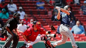 Kyle Seager, Chris Flexen lead Mariners past Red Sox 8-2