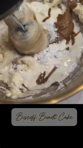 ✨Autumn Vibes in a Cake - best cake I have baked till date credits to @dolcebakes_ , check her reel out for the step by step recipe 10/10 🍂 🍁 #fyp #fall #chai #tea #coffee #dallas #texas #saturday #weekend #vibes #goodmorning #love #life #viralvideo #trendingreels #fypシ #viralvideos #september #love #viralreels #dallas #therapy #chaibynadiya #kitchen #mackenziechilds Recipe by @dolcebakes_ Nothing Bundt a Biscoff Cake! flavor was SO good! Recipe is down below :) This Recipe: 1 box vanilla cake