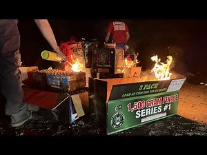 $5,000 FIREWORKS SHOW IN NEVADA - SALUTES, ROCKETS & INSANITY