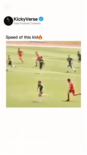 kicktheball on Instagram: "The video captures a kid exploding into space, gliding past defenders who simply can't keep up. One touch to push the ball forward, another to change direction - and suddenly the defense is chasing shadows. It's the kind of run that instantly draws comparisons to Gareth Bale in his prime: long strides, ruthless acceleration, and a finish that feels inevitable once the sprint begins Moments like this remind us why speed is such a terrifying weapon in football. History b