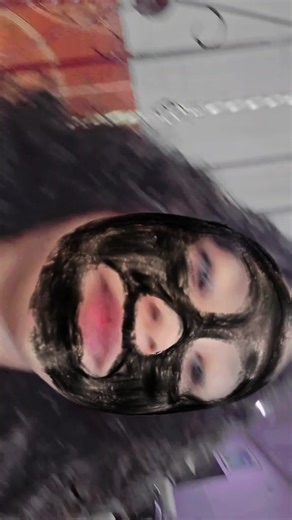 yo la menos ojo alegre