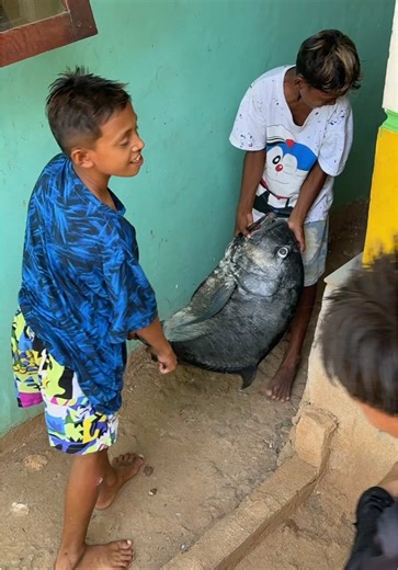 Review Produk Kecantikan: Susu Pemutih dan Catokan Mini