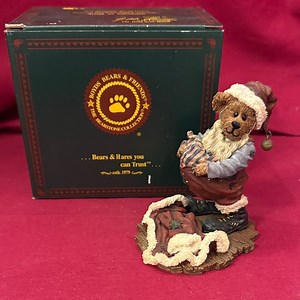 Boyds Bears Santa Bear Figurine - With Box
