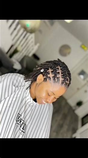 Interlocking method on dreadlocks #dublin #locs #ireland #dreadlocks #fyp