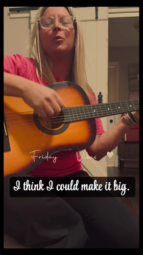And my mom says I can’t sing. #fyp #viral #cantsing #orplayguitar