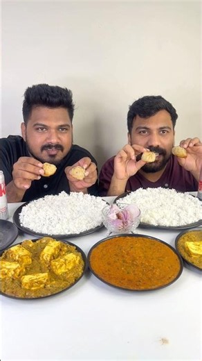 FASTEST PAN FRIED MOMOS EATING CHALLENGE😱🔥 #shorts #momos #streetfood