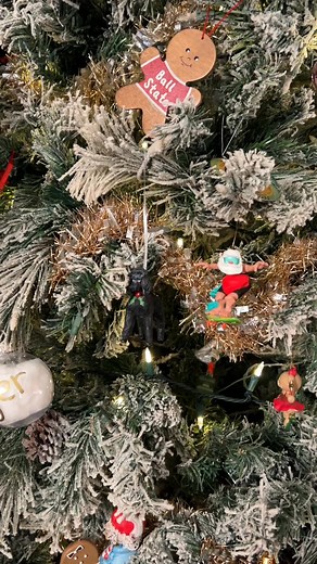 Save 33% today on your complete wall-cleaning kit! ✅ Save 33% today on your complete wall cleaning kit! ✅ 5 Minute CleanWalls Bundle Buy (Wand, Spray and Baseboard Duster) ✅ Clean your home with peace of mind that you are supporting a healthy environment | Healthier Home Products by CHOMP | Facebook