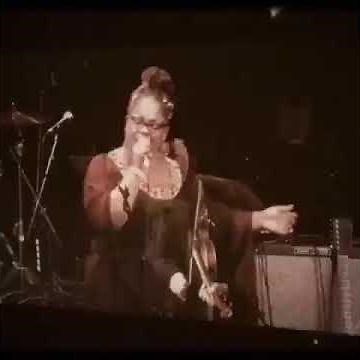 wayfaring stranger (live) #johnnycash #sistercookie