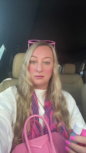 2.9K views · 173 reactions | How to taste like  #jumbolipbalm #biggerisbetter #bubblegum #tintedlipbalm | Treat Beauty | Facebook