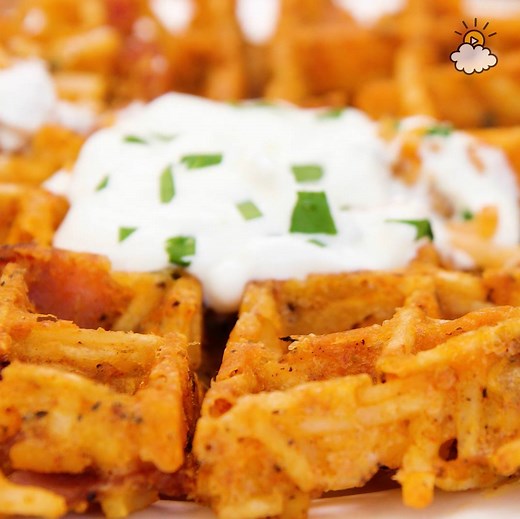 231K views · 1.6K shares | Cook up potatoes, bacon and cheese in a waffle iron to make the ultimate hash brown. I have to try this! | LittleThings | Facebook